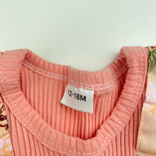 Load image into Gallery viewer, Girls SHENZHEN, spliced ribbed / ruffle romper, GUC, size 1,  