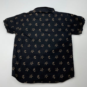 Boys CHAMPION KIDS, lightweight cotton short sleeve shirt, no size, armpit to armpit: 30cm, GUC, size 2-3,  