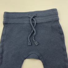 Load image into Gallery viewer, unisex Baby Berry, waffle cotton bottoms, elasticated, GUC, size 00,  