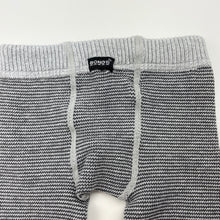 Load image into Gallery viewer, unisex Bonds, stretchy knit leggings / bottoms, GUC, size 000,  