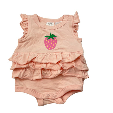 Girls Cotton On, stretchy ruffle romper, strawberry, EUC, size 0000,  