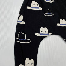 Load image into Gallery viewer, Boys Cotton On, stretchy leggings / bottoms, FUC, size 00,  