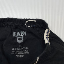 Load image into Gallery viewer, Boys Cotton On, stretchy leggings / bottoms, FUC, size 00,  