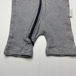 unisex purebaby, soft feel organic cotton zip romper, EUC, size 0000,  