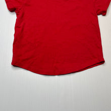 Load image into Gallery viewer, unisex Favourites, red Aust cotton t-shirt / top, EUC, size 4,  