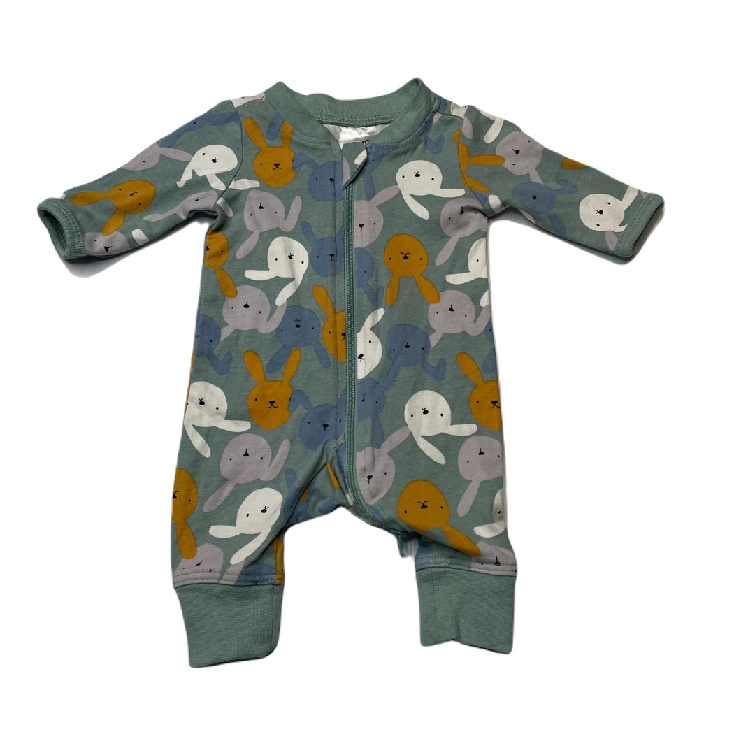 unisex Anko, stretchy zip romper, rabbits, EUC, size 00000,  