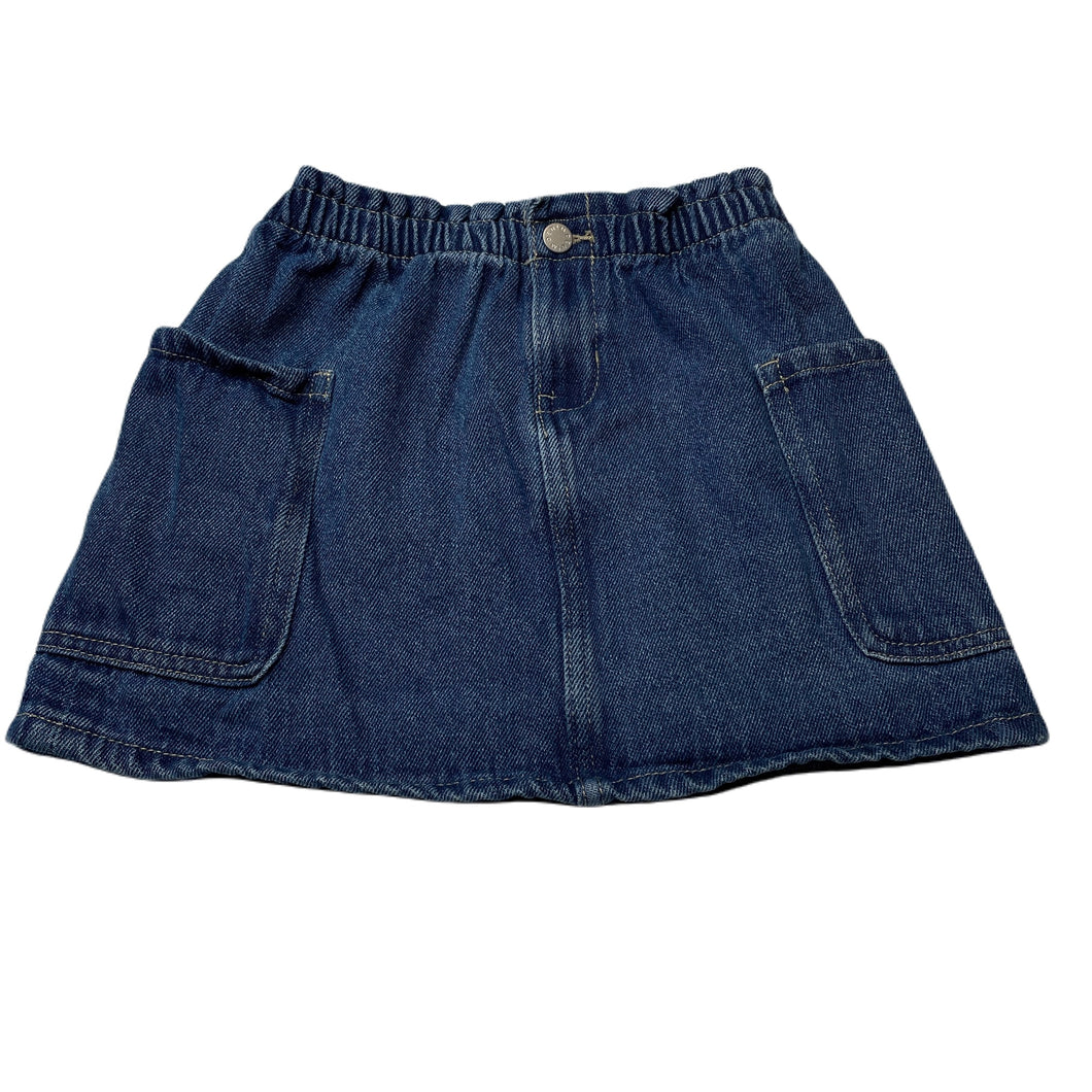 Girls Target, blue denim skirt, elasticated, L: 28cm, GUC, size 7,  