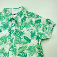 Load image into Gallery viewer, Boys H&amp;T, lightweight cotton short sleeve shirt, EUC, size 3,  