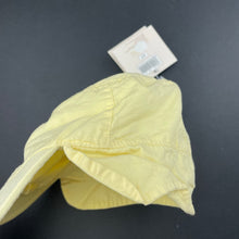 Load image into Gallery viewer, Boys Grain De Ble, yellow lightweight cotton hat, NEW, size 00-0,  