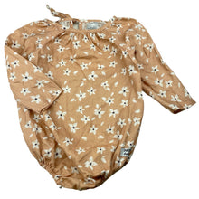 Load image into Gallery viewer, Girls DUKES + duchesses, floral linen romper, EUC, size 2,  