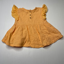 Load image into Gallery viewer, Girls Dymples, lightweight crinkle cotton top, GUC, size 00,  