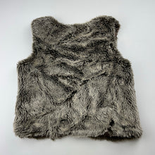 Load image into Gallery viewer, Girls Miss Understood, faux fur vest / jacket, single hook fasten, FUC, size 10,  