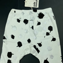 Load image into Gallery viewer, Girls Milk &amp; Masuki, white, silver &amp; black organic cotton leggings, NEW, size 4,  