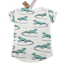 Load image into Gallery viewer, Boys Milk &amp; Masuki, organic cotton blend t-shirt / top, iguanas, NEW, size 3,  