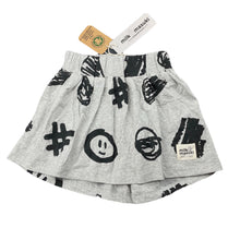 Load image into Gallery viewer, Girls Milk &amp; Masuki, organic cotton blend skirt, hashtage meterage, elasticated, NEW, size 3,  