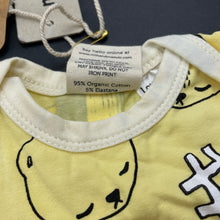 Load image into Gallery viewer, unisex Milk &amp; Masuki, organic cotton bodysuit / romper, bears picnic, NEW, size 0000,  