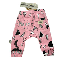 Load image into Gallery viewer, Girls Milk &amp; Masuki, organic cotton leggings / bottoms, believe, NEW, size 0000,  