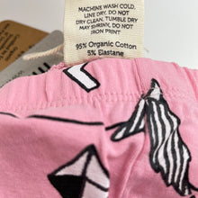 Load image into Gallery viewer, Girls Milk &amp; Masuki, stretchy organic leggings, believe, Inside leg: 41cm, NEW, size 5,  