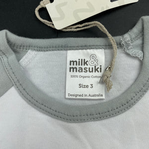 unisex Milk & Masuki, soft feel organic cotton top, seal, NEW, size 3,  