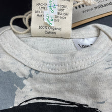 Load image into Gallery viewer, unisex Milk &amp; Masuki, organic cotton romper, splatter smiley, NEW, size 0000,  