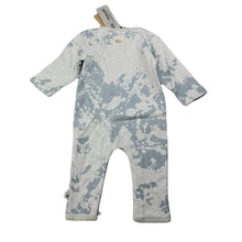 Load image into Gallery viewer, unisex Milk &amp; Masuki, organic cotton romper, splatter smiley, NEW, size 000,  