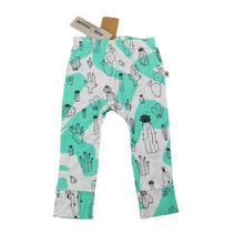 Load image into Gallery viewer, unisex Milk &amp; Masuki, organic cotton leggings/bottoms, cacti, NEW, size 0,  
