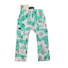 Load image into Gallery viewer, unisex Milk &amp; Masuki, organic cotton leggings/bottoms, cacti, NEW, size 1,  