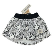 Load image into Gallery viewer, Girls Milk &amp; Masuki, fleece lined organic cotton skirt, stars, elasticated, L: 22cm at front, NEW, size 2,  