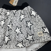 Load image into Gallery viewer, Girls Milk &amp; Masuki, fleece lined organic cotton skirt, stars, elasticated, L: 34cm at front, NEW, size 7,  
