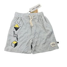 Load image into Gallery viewer, unisex Milk &amp; Masuki, soft feel organic cotton shorts, elasticated, NEW, size 6,  