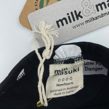 Load image into Gallery viewer, unisex Milk &amp; Masuki, organic cotton leggings/bottoms, squiggle, NEW, size 0000,  
