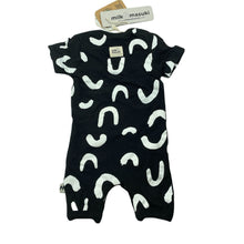 Load image into Gallery viewer, unisex Milk &amp; Masuki, organic cotton blend romper, squiggle, NEW, size 0000,  