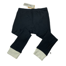 Load image into Gallery viewer, unisex Milk &amp; Masuki, soft feel organic cotton leggings / bottoms, NEW, size 6,  
