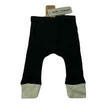 Load image into Gallery viewer, unisex Milk &amp; Masuki, soft feel organic cotton leggings / bottoms, NEW, size 00,  