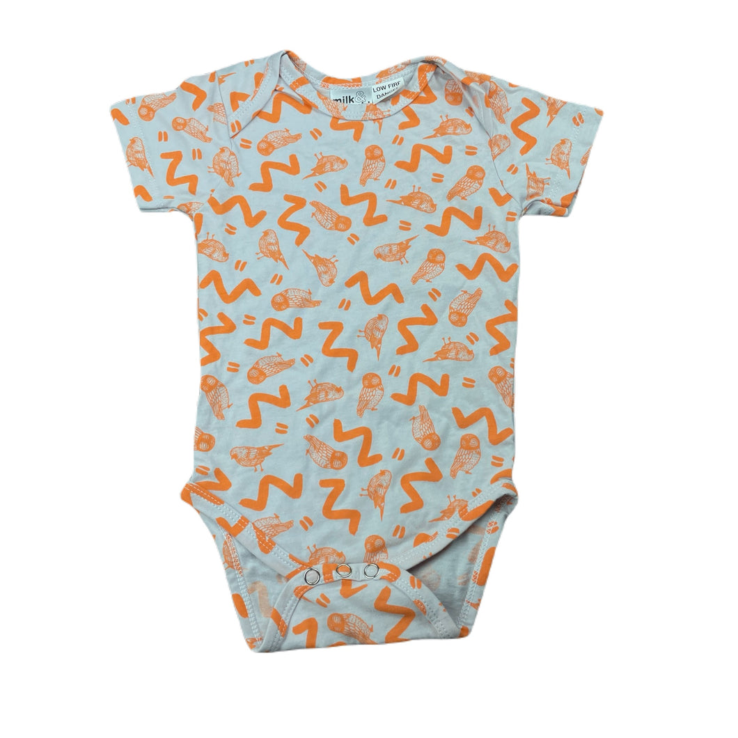 unisex Milk & Masuki, lightweight organic cotton romper, birds, EUC, size 0,  