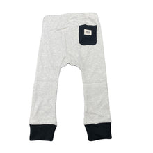 Load image into Gallery viewer, unisex Milk &amp; Masuki, soft feel organic cotton leggings, ampersand, NEW, size 2,  