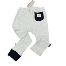 Load image into Gallery viewer, unisex Milk &amp; Masuki, soft feel organic cotton leggings, ampersand, NEW, size 6,  