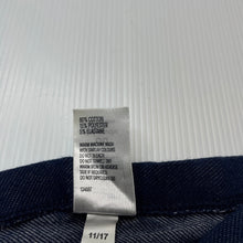 Load image into Gallery viewer, Girls Kids &amp; Co, stretchy ruffle leggings/bottoms, GUC, size 00,  