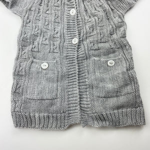 Girls grey, soft feel knitted short sleeve cardigan, no labels, L: 39cm, armpit to armpit: 25.5cm, EUC, size 2-3,  