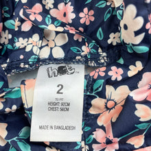 Load image into Gallery viewer, Girls H&amp;T, lightweight floral spray jacket, EUC, size 2,  