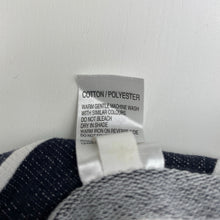 Load image into Gallery viewer, unisex H&amp;T, lightweight long sleeve hooded top, EUC, size 6,  