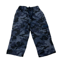Load image into Gallery viewer, Boys Tilt, camo print cotton cargo pants, elasticated, Inside leg: 29.5cm, GUC, size 1,  