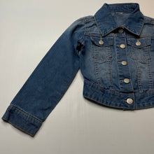 Load image into Gallery viewer, Girls blue, stretch denim jacket, no labels, armpit to armpit: 31cm, shoulder to cuff: 40cm, FUC, size 5-6,  