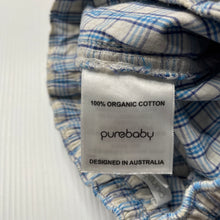 Load image into Gallery viewer, Boys purebaby, lightweight organic cotton shorts, elasticated, EUC, size 00,  