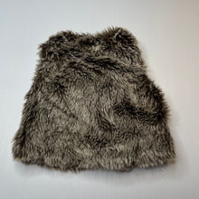 Load image into Gallery viewer, Girls H&amp;T, lined faux fur vest, single hook fasten, GUC, size 2,  