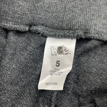Load image into Gallery viewer, Girls H&amp;T, lightweight track pants, elasticated, Inside leg: 42cm, EUC, size 5,  