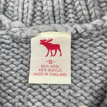 Load image into Gallery viewer, Boys grey, wool blend chunky knit zip up sweater, Sz: S, armpit to armpit: 32cm, armpit to cuff: 32cm, GUC, size 5-6,  