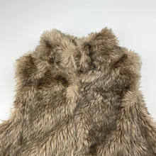 Load image into Gallery viewer, Girls Target, lined faux fur vest, four hook fasten, GUC, size 5,  