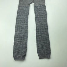 Load image into Gallery viewer, Girls grey, stretchy textured leggings, EUC, size 6,  