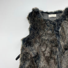 Load image into Gallery viewer, Girls byFLO, lined faux fur vest, belt loops, EUC, size 5,  